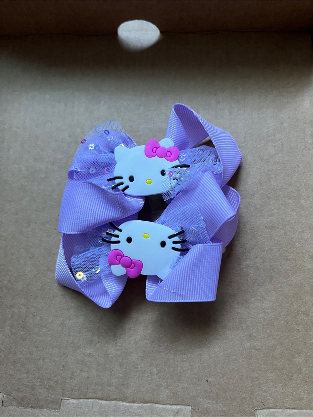 Hello Kitty Lavender Bow and Character Hair Clip Set - Picture 2 of 7